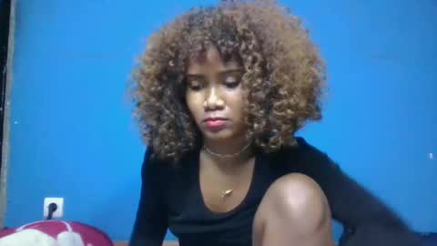 kelyhondra online show from May 23, 11:01 pm