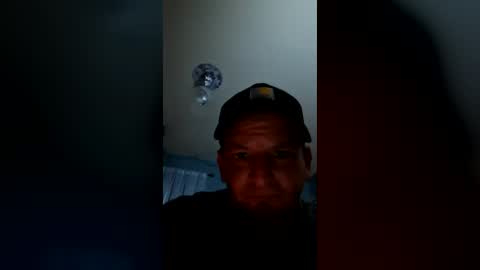 ken081284 online show from August 7, 11:52 am