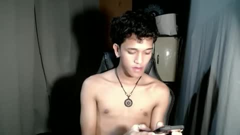 Ken online show from November 21, 6:39 pm