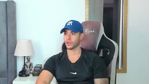 ken_mailik online show from June 28, 10:28 pm