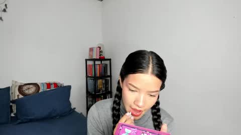 Snapshot of kendalgrey01 chatting on February 5, 2:59 pm Kendal online show from February 5, 2:59 pm