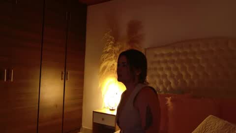 Kendall online show from July 11, 8:01 pm