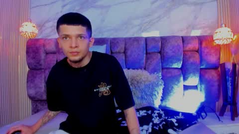 Kendall and Taylor online show from March 28, 3:19 am