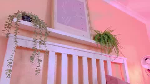   online show from March 12, 11:58 am