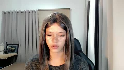 kendra_lunaxx online show from March 4, 8:11 am