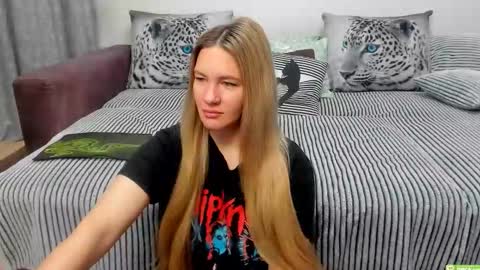 Kendra online show from October 13, 12:56 am