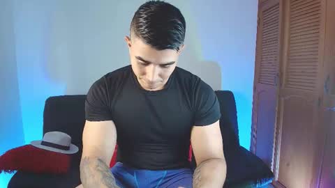 kenfit07 online show from February 20, 4:09 pm