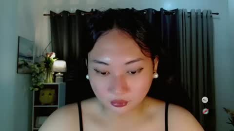 kennaxx69 online show from December 15, 6:09 am