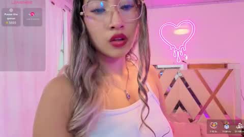 Snapshot of kenndal_tay chatting on October 8, 7:42 pm kenndal_tay online show from October 8, 7:42 pm