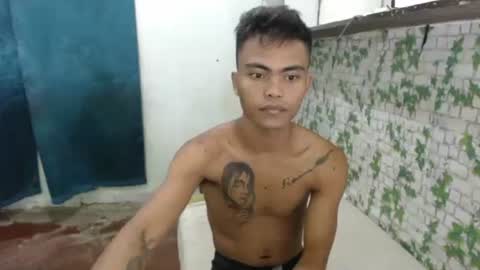 kenneth_jeey online show from March 27, 3:01 am