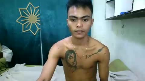 kenneth_jeey online show from October 19, 7:35 am