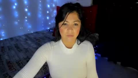 Snapshot of kerena929004 chatting on October 10, 11:42 pm kerena929004 online show from October 10, 11:42 pm