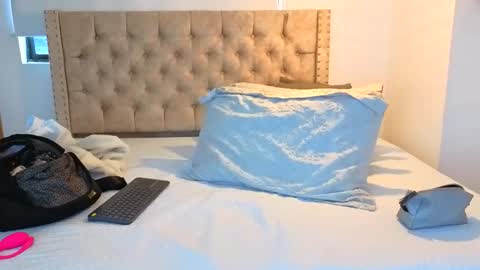 Kery Hillson online show from December 2, 12:03 pm