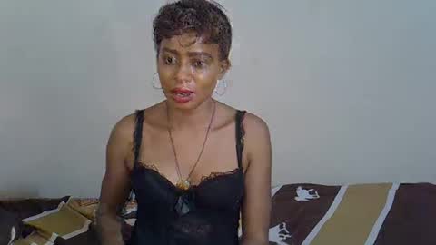 Snapshot of kesi_d chatting on March 12, 7:14 pm kesi_d online show from March 12, 7:14 pm