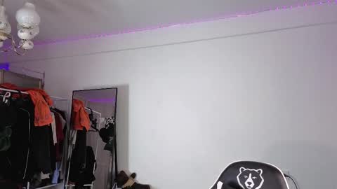 Kessy online show from October 24, 12:00 am