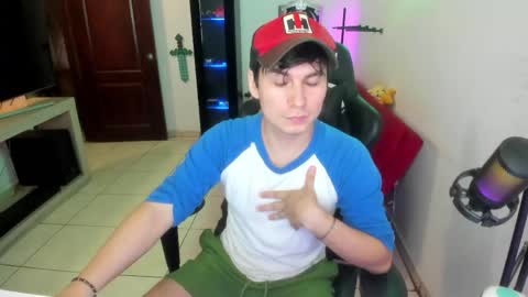 Kevin online show from May 5, 11:32 pm