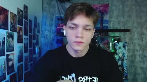Kevin online show from April 30, 5:23 am