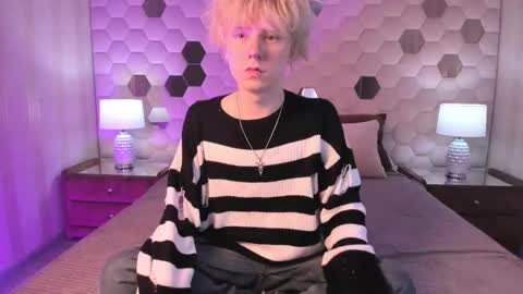 Kevin online show from November 9, 8:33 pm