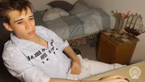 kevonly online show from August 6, 3:59 am