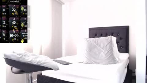 Khalid Rumie online show from November 7, 7:05 pm