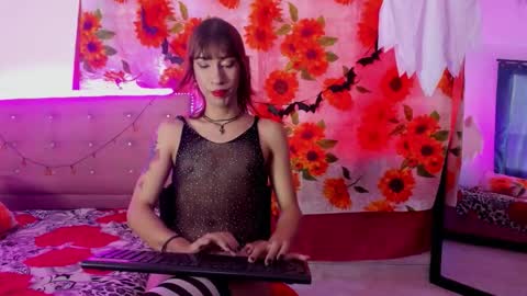 Khandyz online show from October 19, 6:45 pm