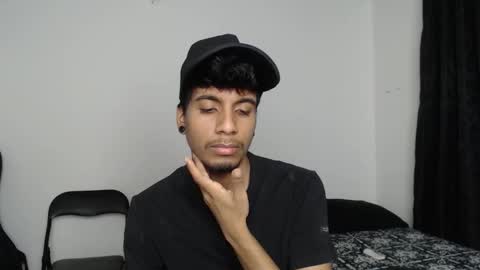 khevinlopezonig online show from November 4, 6:59 am