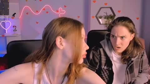 khloebeauty online show from March 15, 8:12 pm