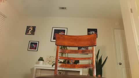 Khloe online show from September 18, 1:31 am