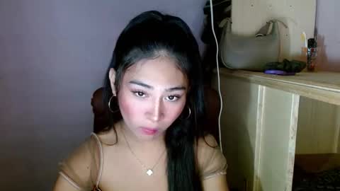 Snapshot of kiana4uxoxo chatting on October 16, 6:40 pm Kiana online show from October 16, 6:40 pm