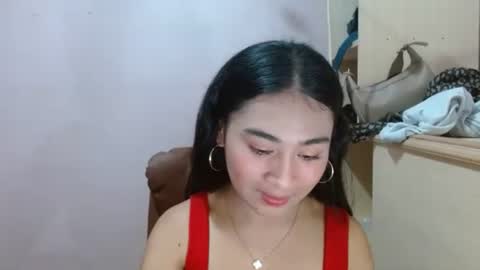 Snapshot of kiana4uxoxo chatting on October 15, 10:27 am Kiana online show from October 15, 10:27 am