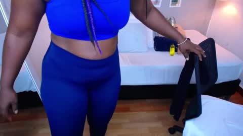 Snapshot of kiara_evanss chatting on March 5, 3:07 pm Kiara online show from March 5, 3:07 pm