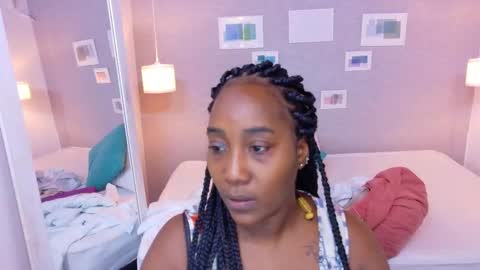 Snapshot of kiara_evanss chatting on September 20, 2:47 am Kiara online show from September 20, 2:47 am