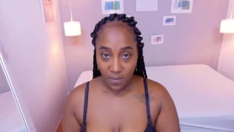 Snapshot of kiara_evanss chatting on September 27, 5:05 am Kiara online show from September 27, 5:05 am