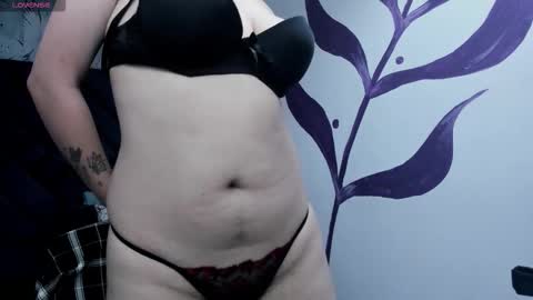 KIARA FOX online show from January 14, 8:06 pm