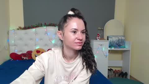 Kara online show from December 5, 7:33 pm