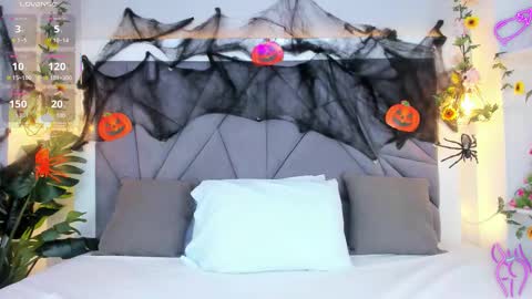 kiarha  online show from October 31, 3:51 am