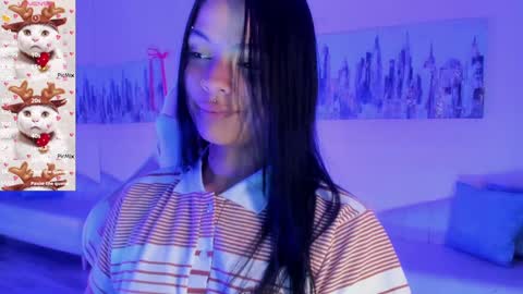 Snapshot of kiki_cams chatting on December 17, 3:50 am kIKI online show from December 17, 3:50 am