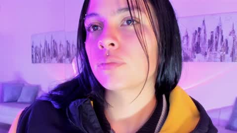 Snapshot of kiki_cams chatting on January 8, 3:29 am kIKI online show from January 8, 3:29 am