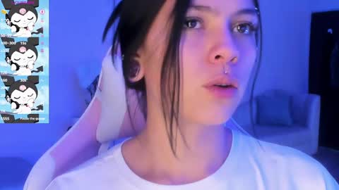 Snapshot of kiki_cams chatting on January 17, 10:22 am kIKI online show from January 17, 10:22 am