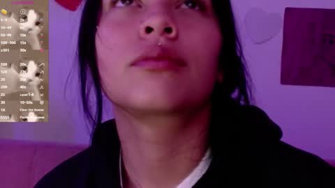 Snapshot of kiki_cams chatting on February 24, 5:00 am kIKI online show from February 24, 5:00 am