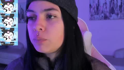 Snapshot of kiki_cams chatting on January 23, 3:58 am kIKI online show from January 23, 3:58 am