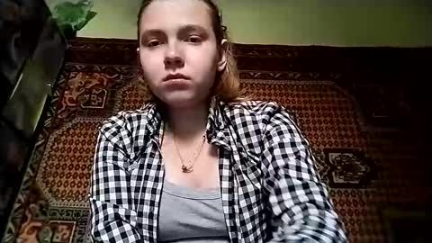 kikibang_ online show from October 24, 8:26 am