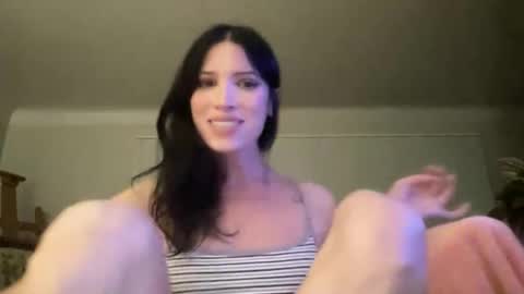 Kiki Hart online show from January 18, 2:53 am