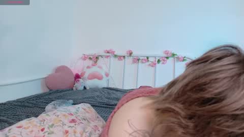 Kiki online show from May 6, 11:16 am