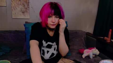 Snapshot of kikimoor chatting on September 22, 5:22 am Kiki online show from September 22, 5:22 am