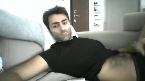 Snapshot of kikkus01 chatting on October 25, 1:44 pm kikkus01 online show from October 25, 1:44 pm