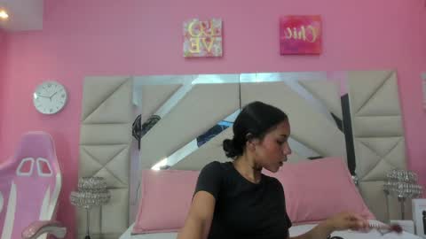 cherry  online show from April 4, 9:44 pm