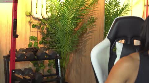 Kim online show from February 10, 1:14 pm