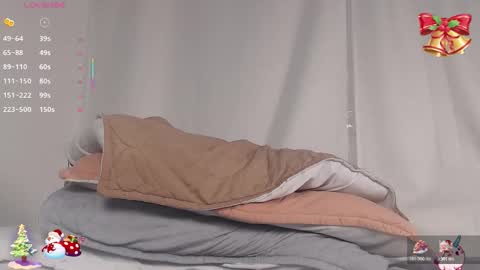 Kim  Follow me please online show from December 17, 2:51 am