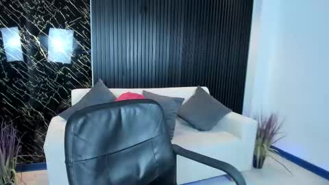 Kim online show from November 4, 12:39 pm